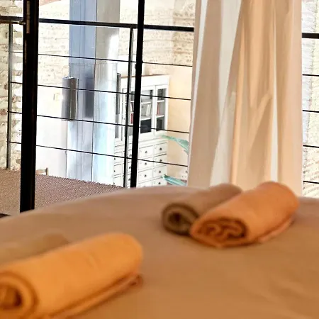 Magnifique Loft - Piscine - Tennis - Babyfoot * Nîmes