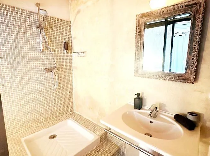 Magnifique Loft - Piscine - Tennis - Babyfoot Villa Nîmes